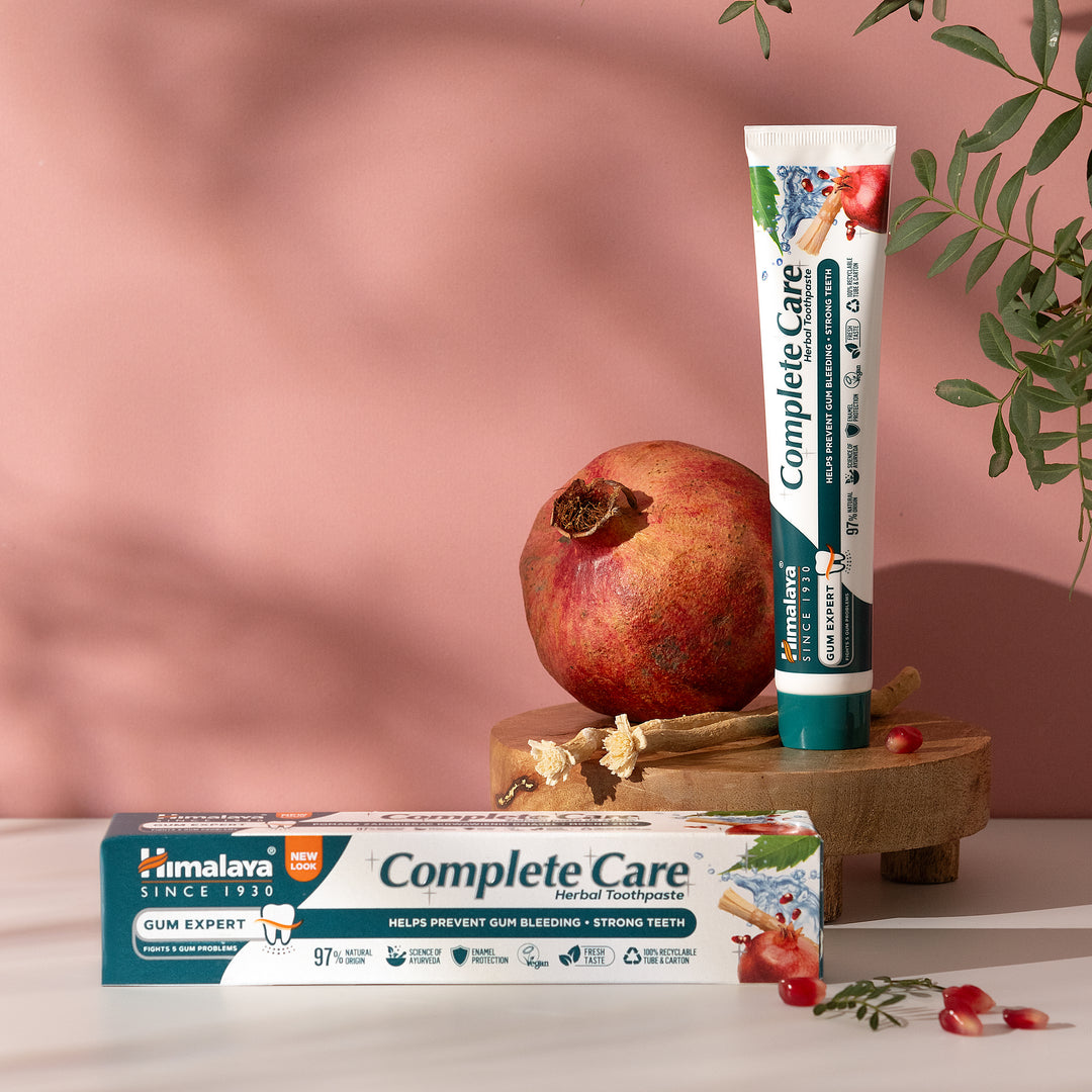 Complete Care teljes körű védelmet biztosító gyógynövényes fogkrém