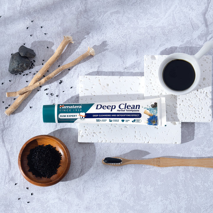 Deep Clean mélytisztító gyógynövényes fogkrém